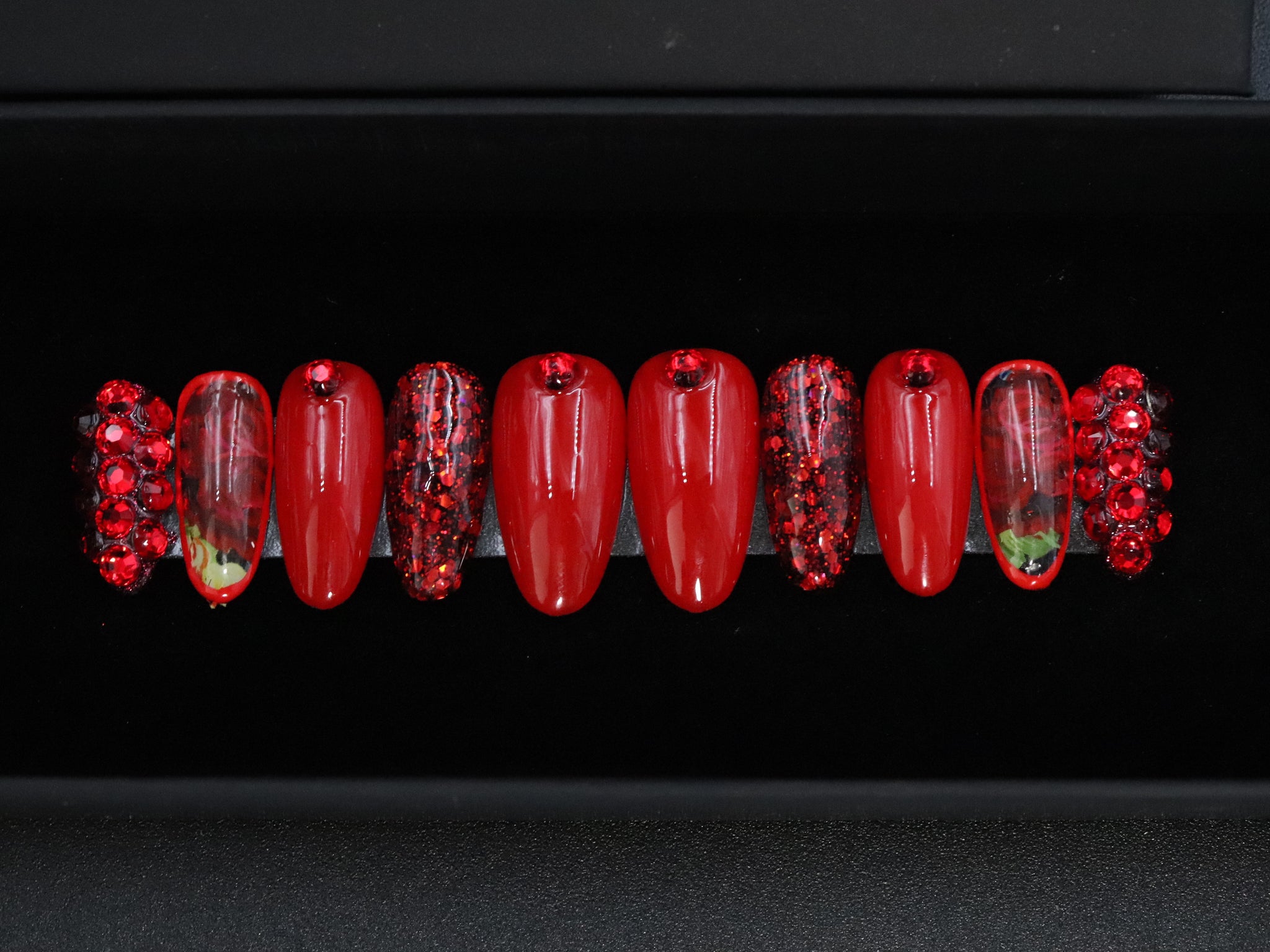 Custom Gel Nail – Red Rose